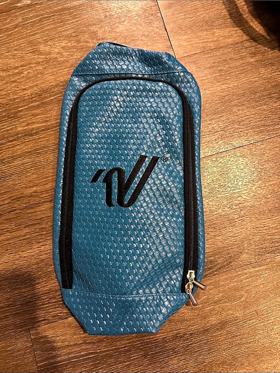 Handbags - Varsity shoes carrier